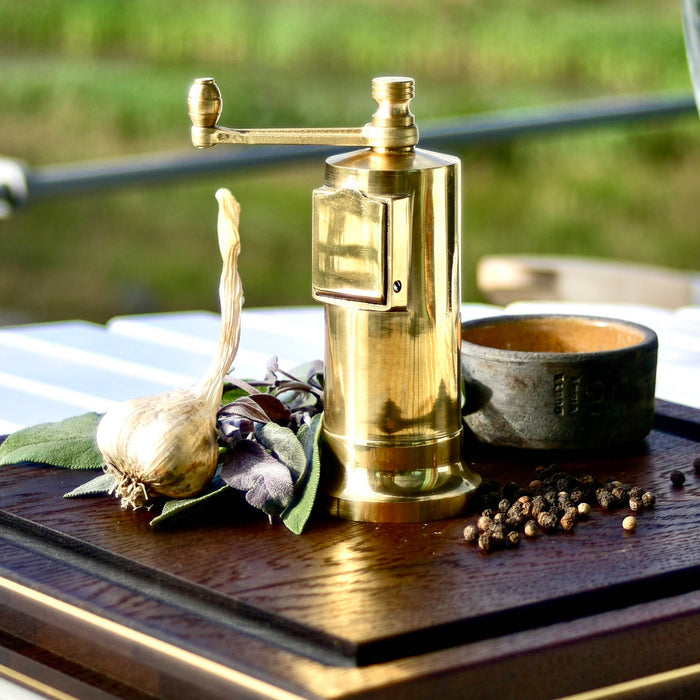 Rune-Jakobsen Design Rune-Jakobsen Design - 'Chefs Mate' - 5.3" brass pepper grinder