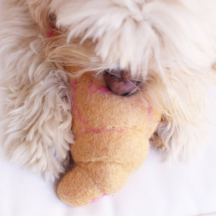 MODERNBEAST Pet Croissant Dog Toy