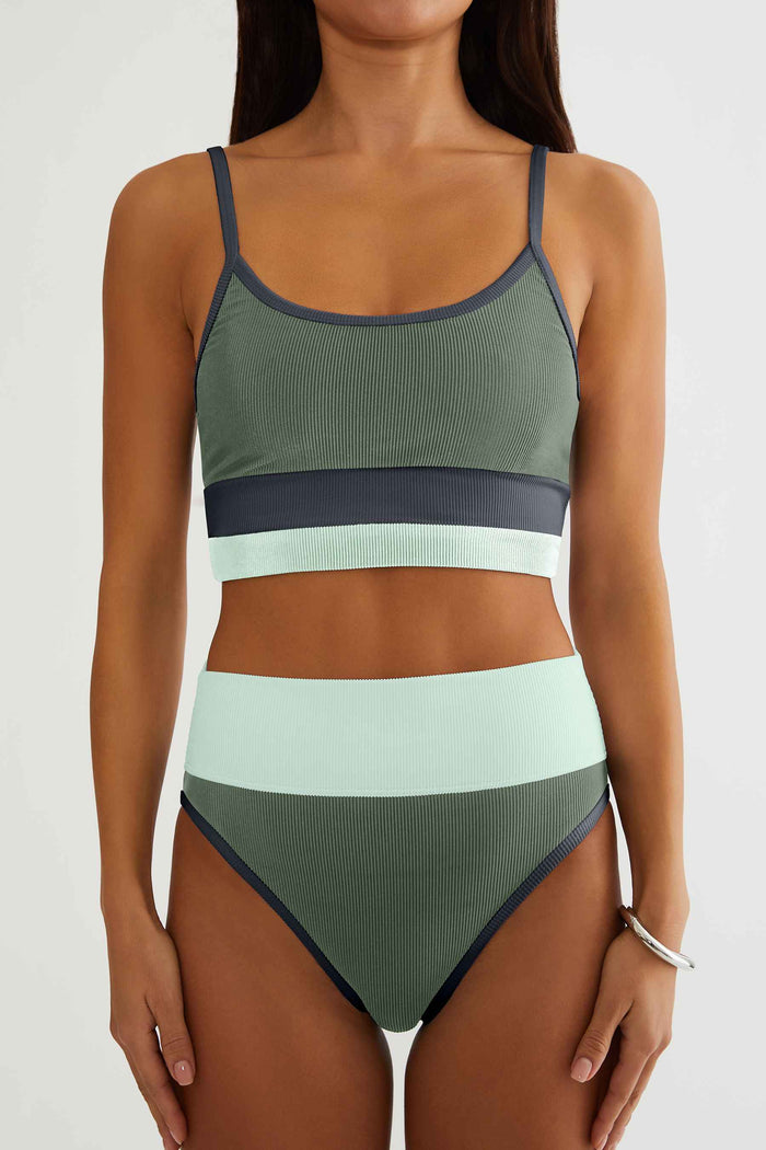 Green ribbed color block high waisted swim bottoms.