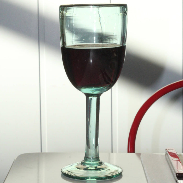 Magda Made SHOP Handblown Wine Glass