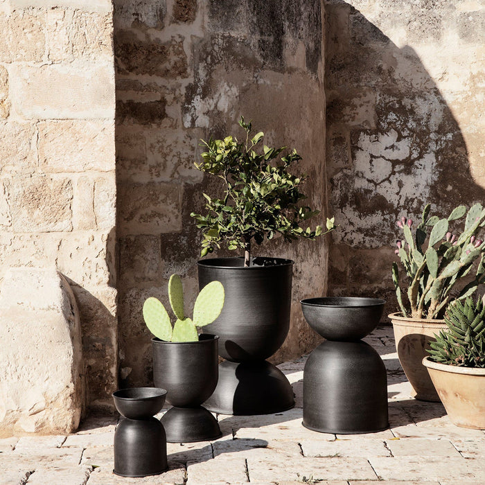 Ferm Living Garden Hourglass Pot, Extra Small