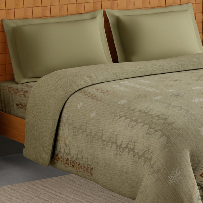 Innovations Hygro Cotton Double Quilt, 210 TC, Geometric, Green