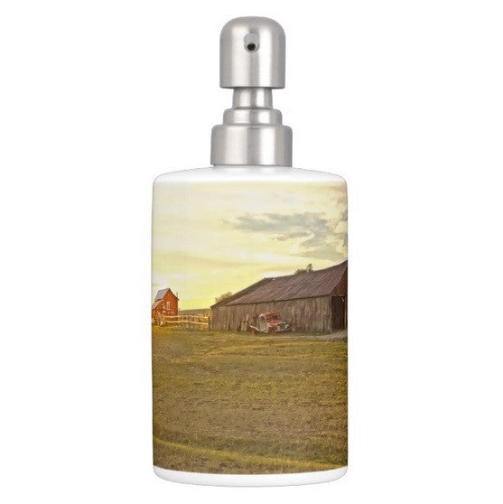 Leuenberger Barn At Sunset Bathroom Set