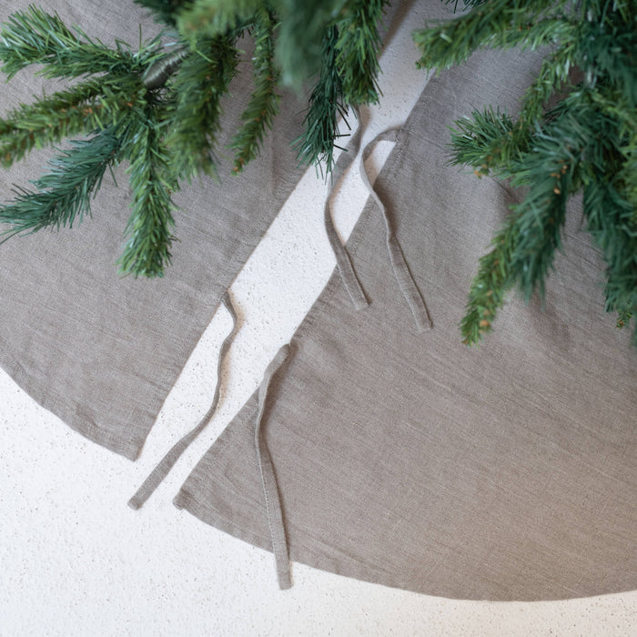 Linen Tales Natural Linen Christmas Tree Skirt
