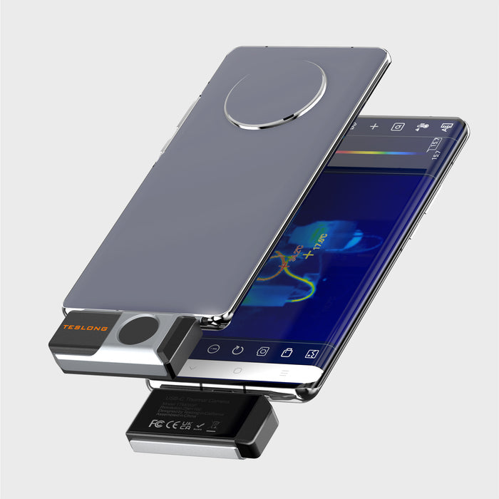 Pocket thermal infrared camera with USB-C connected to two Android phones