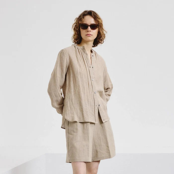 Pomandère SHOP Side-Buttoned Blouse