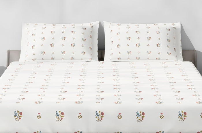 Spaces Aeris Cream Floral 100% Cotton 144 TC Queen Fitted Sheet