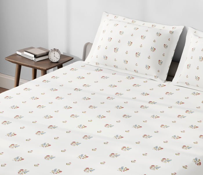 Spaces Aeris Cream Floral 100% Cotton 144 TC Queen Fitted Sheet