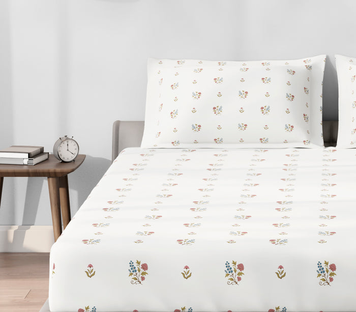 Spaces Aeris Cream Floral 100% Cotton 144 TC Queen Fitted Sheet