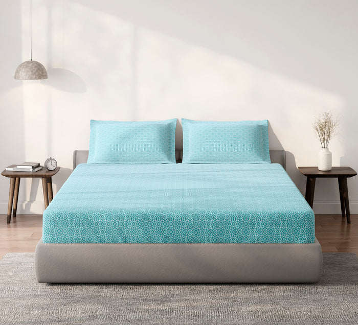 Spaces Aeris Light Aqua Geometric 100% Cotton 144 TC Queen Fitted Sheet