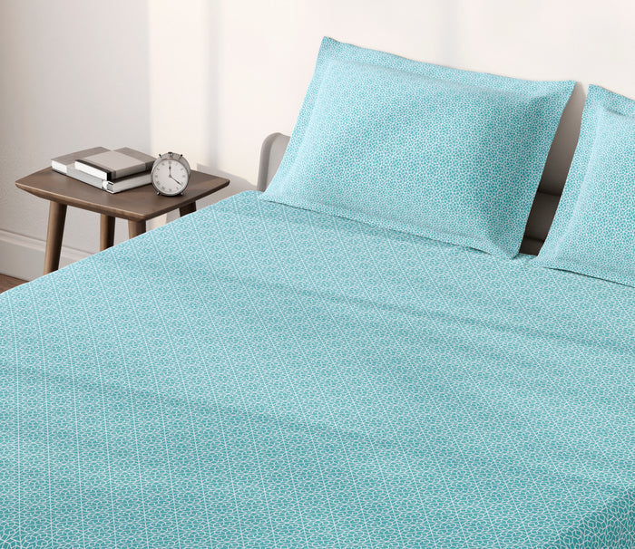 Spaces Aeris Light Aqua Geometric 100% Cotton 144 TC Queen Fitted Sheet