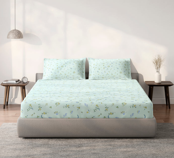 Spaces Aeris Light Blue Floral 100% Cotton 144 TC Queen Fitted Sheet