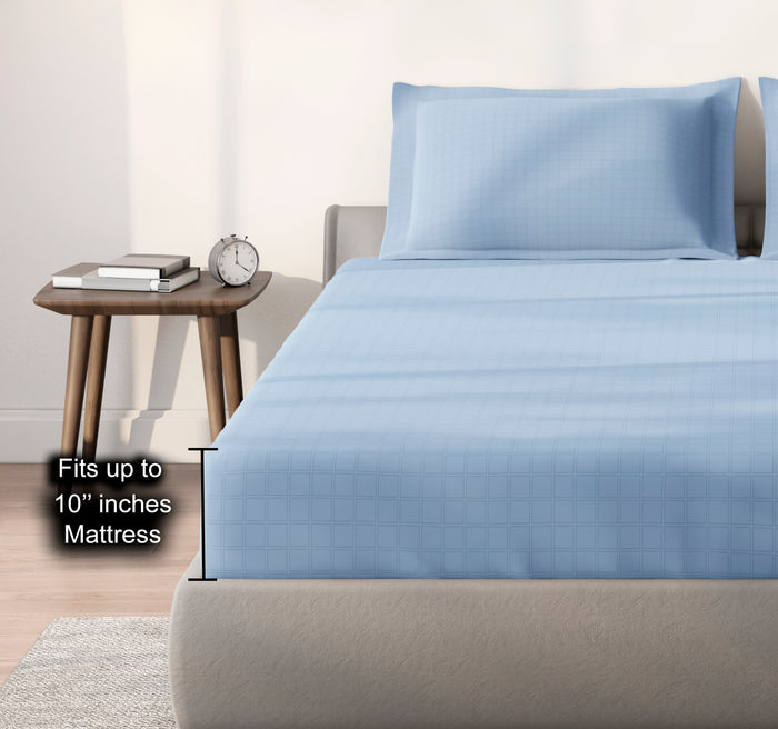 Spaces Aeris Light Teal Geometric 100% Cotton 144 TC Queen Fitted Sheet
