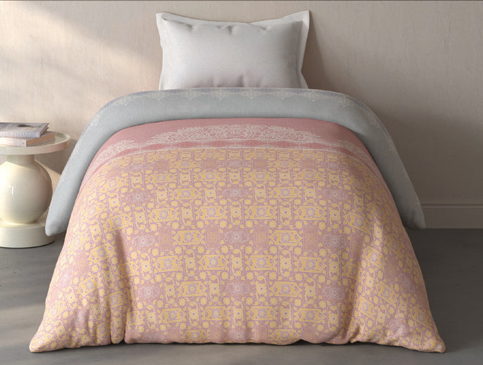 Spaces Fiora Blush Ornate 100% Cotton Single Quilt - 59 x 86 Inches