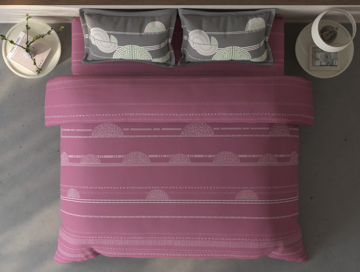 Spaces Fiora Dark Blush Geometric 100% Cotton Large Bedsheet with 2 Pillow Covers - 108 x 108 Inches