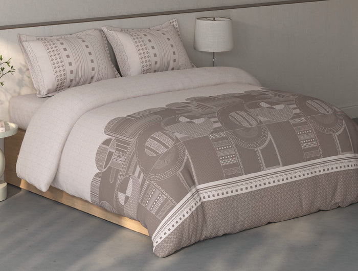 Spaces Fiora Light Taupe Geometric 100% Cotton Large Bedsheet with 2 Pillow Covers - 108 x 108 Inches