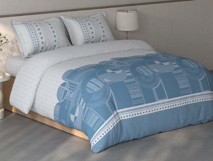 Spaces Fiora White Oynx Geometric 100% Cotton Large Bedsheet with 2 Pillow Covers - 108 x 108 Inches