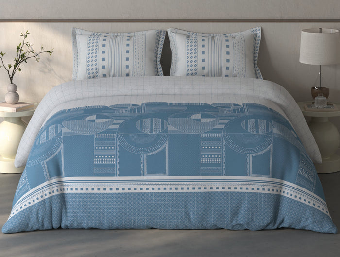 Spaces Fiora White Oynx Geometric 100% Cotton Large Bedsheet with 2 Pillow Covers - 108 x 108 Inches