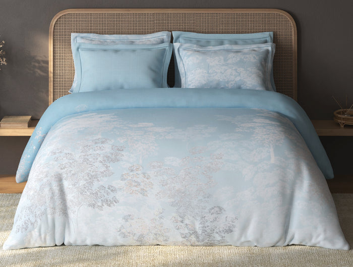 Spaces Sierra Light Blue Floral 100% Hygro Cotton 210 TC Large Bedsheet with 4 Pillow Covers - 108 x 108 Inches