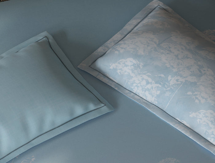 Spaces Sierra Light Blue Floral 100% Hygro Cotton 210 TC Large Bedsheet with 4 Pillow Covers - 108 x 108 Inches