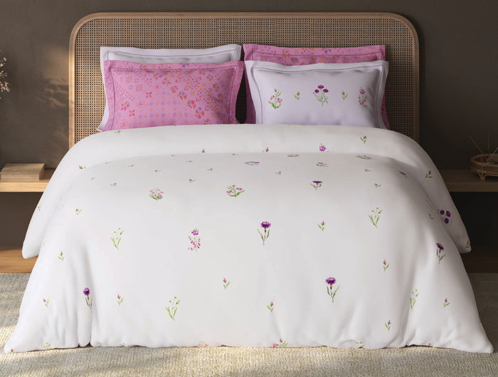 Spaces Sierra Light Pink Floral 100% Hygro Cotton 210 TC Large Bedsheet with 4 Pillow Covers - 108 x 108 Inches