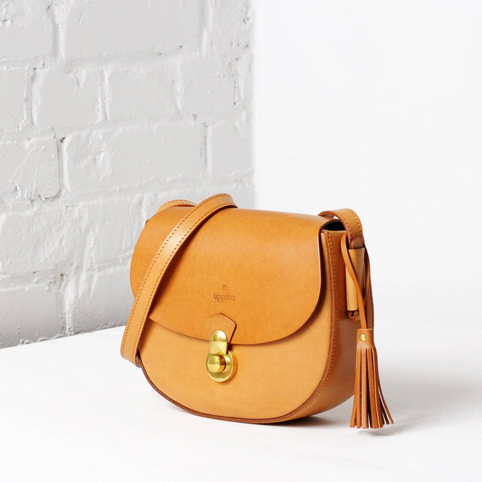 UPPDOO SHOP Tan Saddle Crossbody Bag