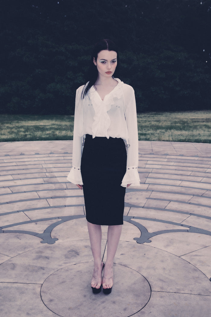 THE SECRETARY BLOUSE (2002)